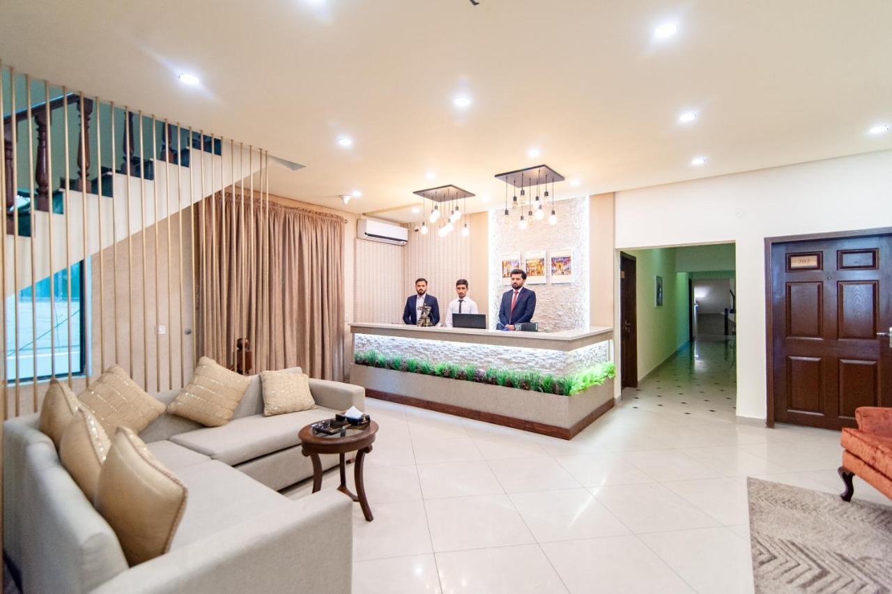 Shelton'S Rezidor Islamabad Exterior photo