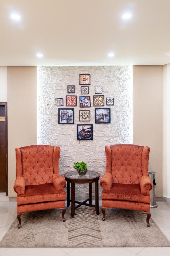 Shelton'S Rezidor Islamabad Exterior photo